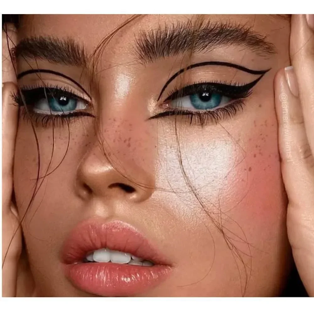 THE PERFECT SET Black Mascara and Black Eyeliner/ Bundle of Two NEW